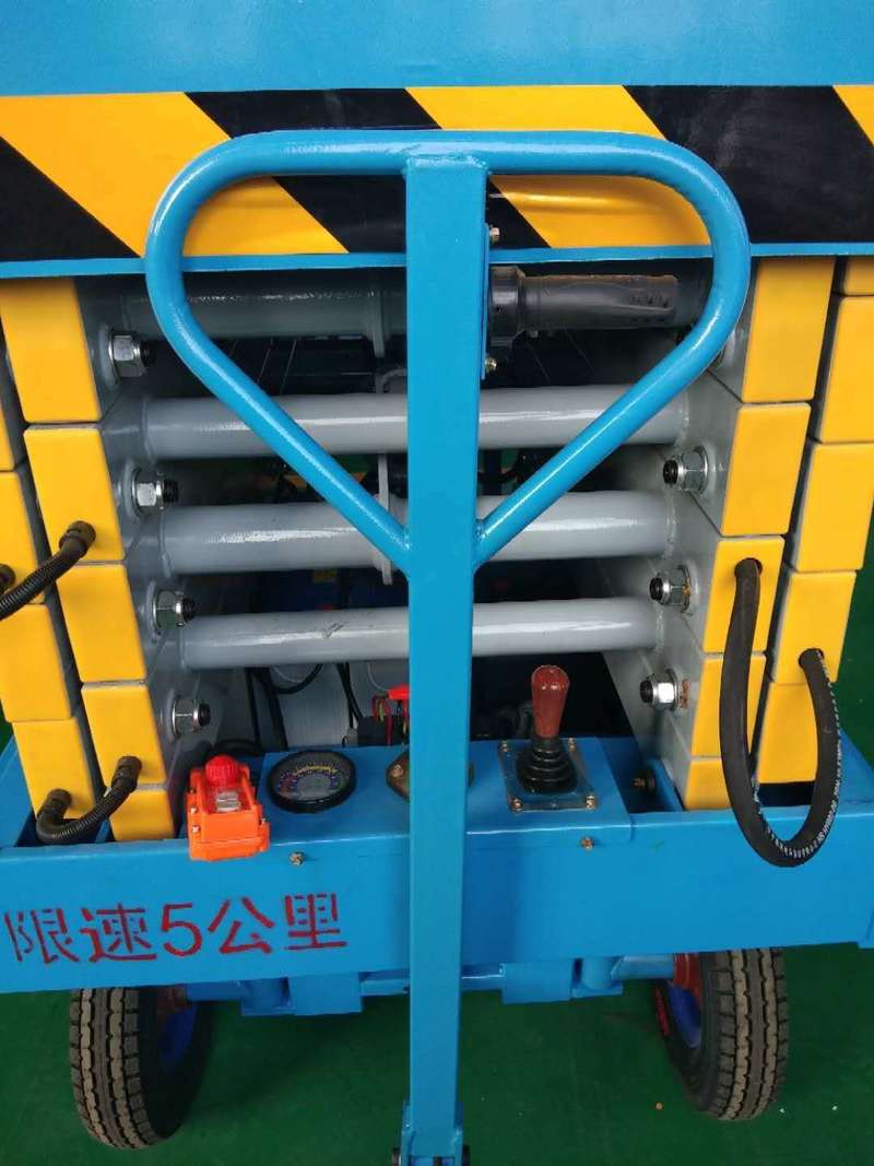 桂林辅助行走式升降平台